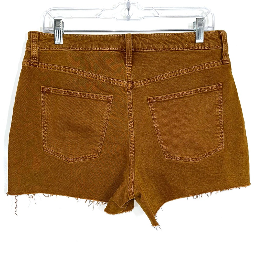 SOLD 💕Universal Thread High Rise Vintage Midi Jean Shorts - Picture 9 of 12